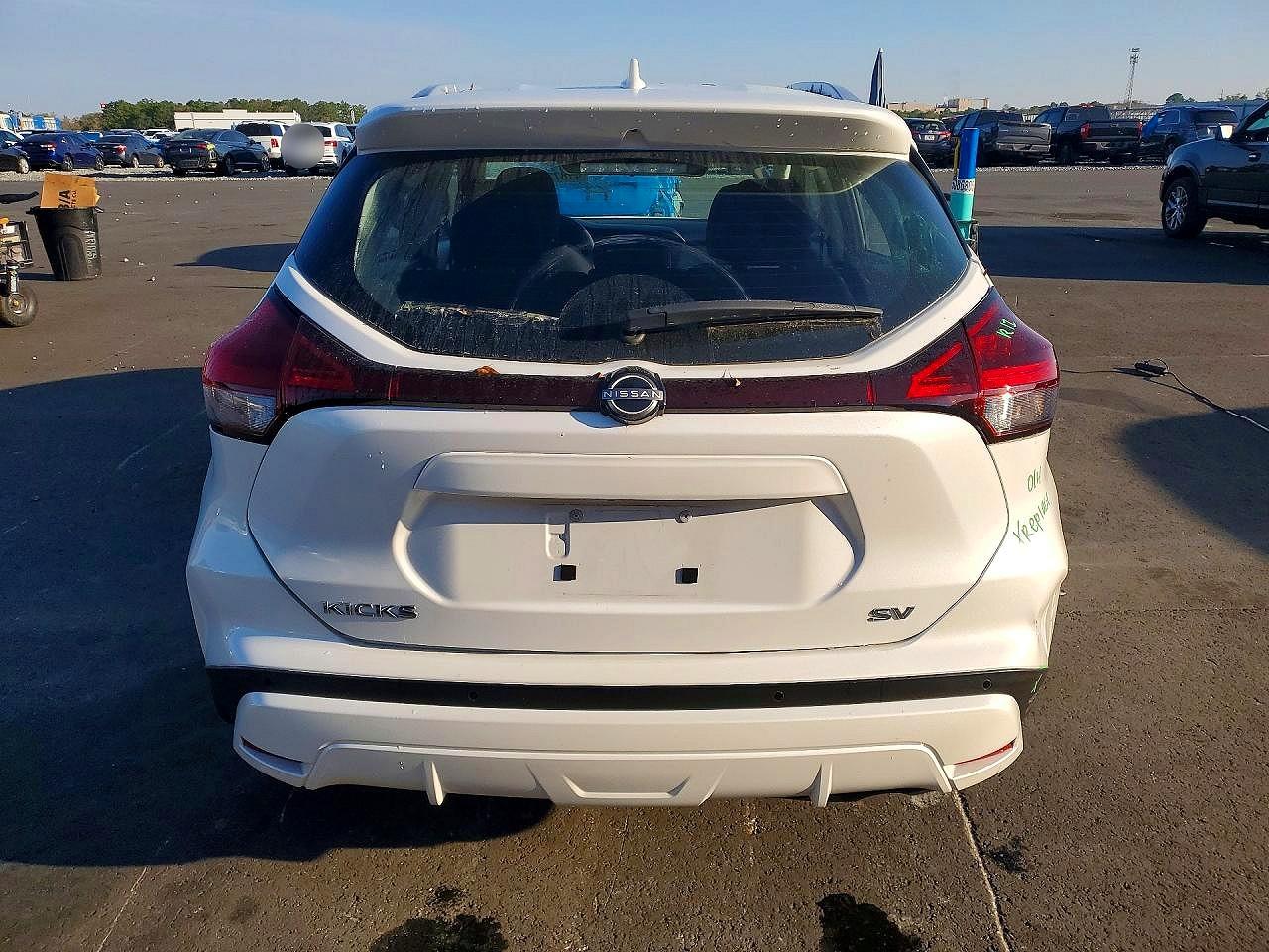2022 NISSAN KICKS SV photo 11