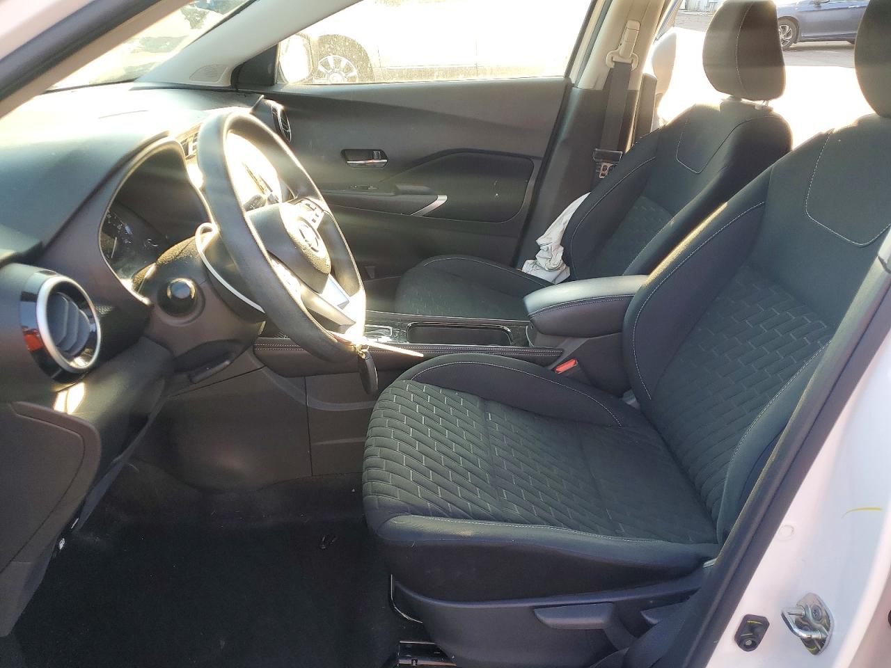 2022 NISSAN KICKS SV photo 13