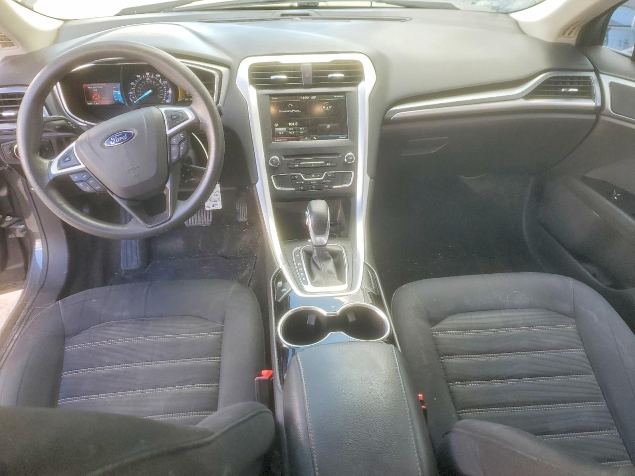2016 FORD FUSION SE photo 8