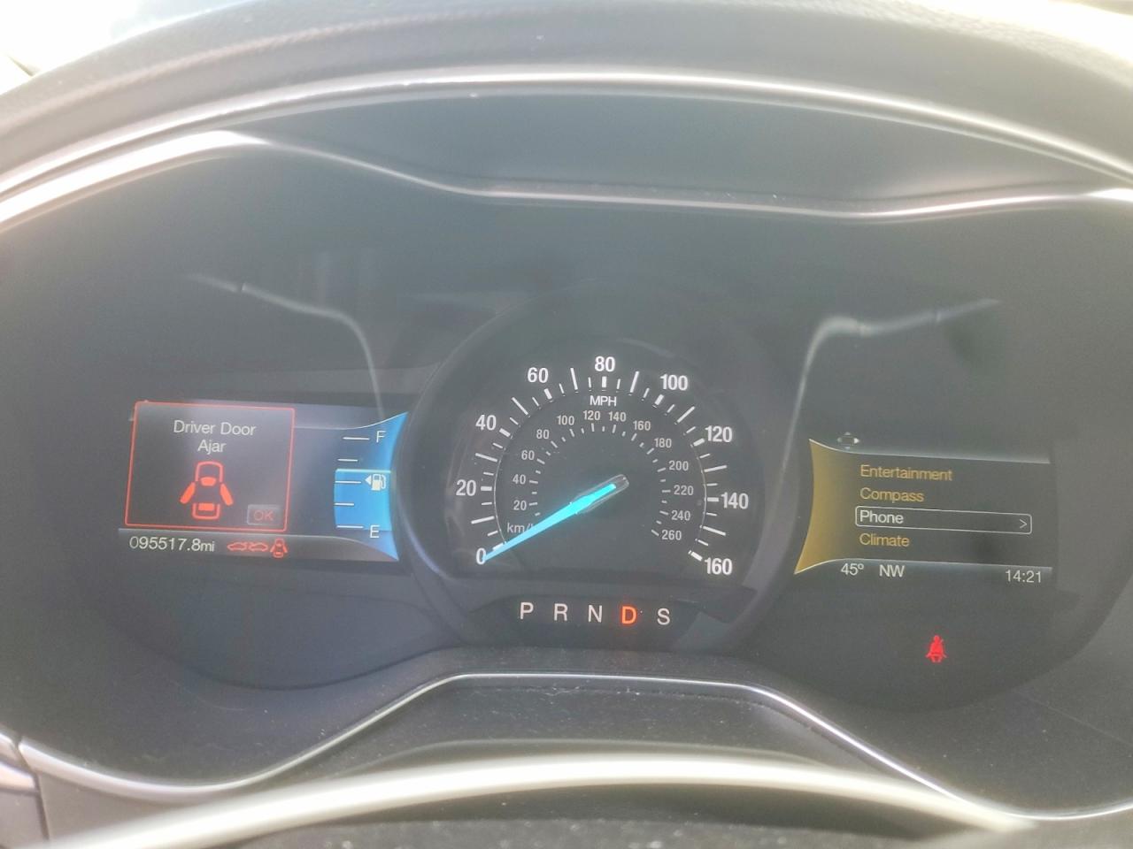 2016 FORD FUSION SE photo 9