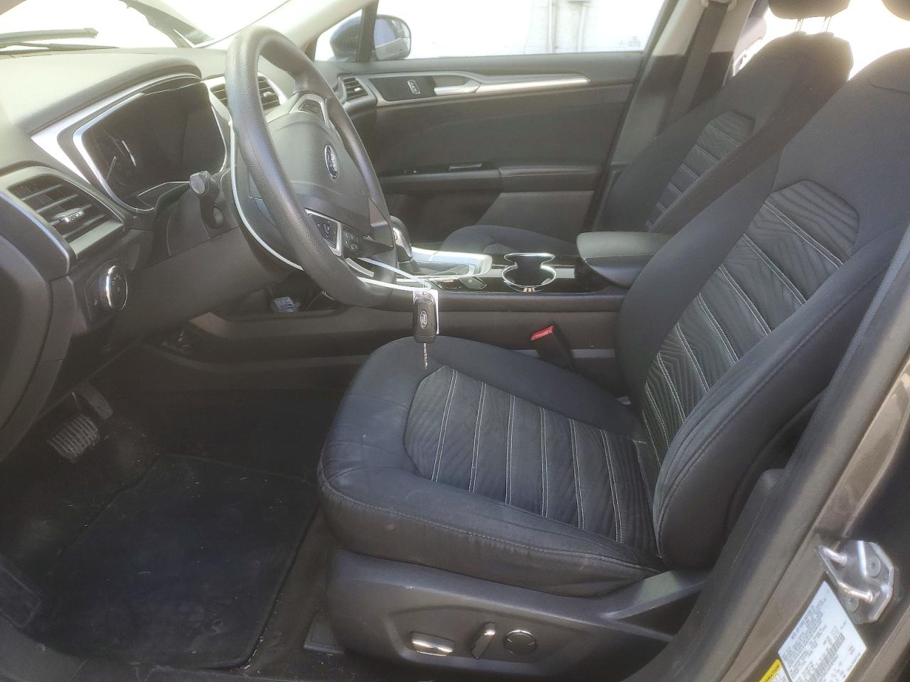 2016 FORD FUSION SE photo 7