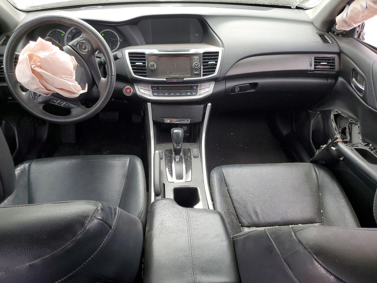 2015 HONDA ACCORD photo 8