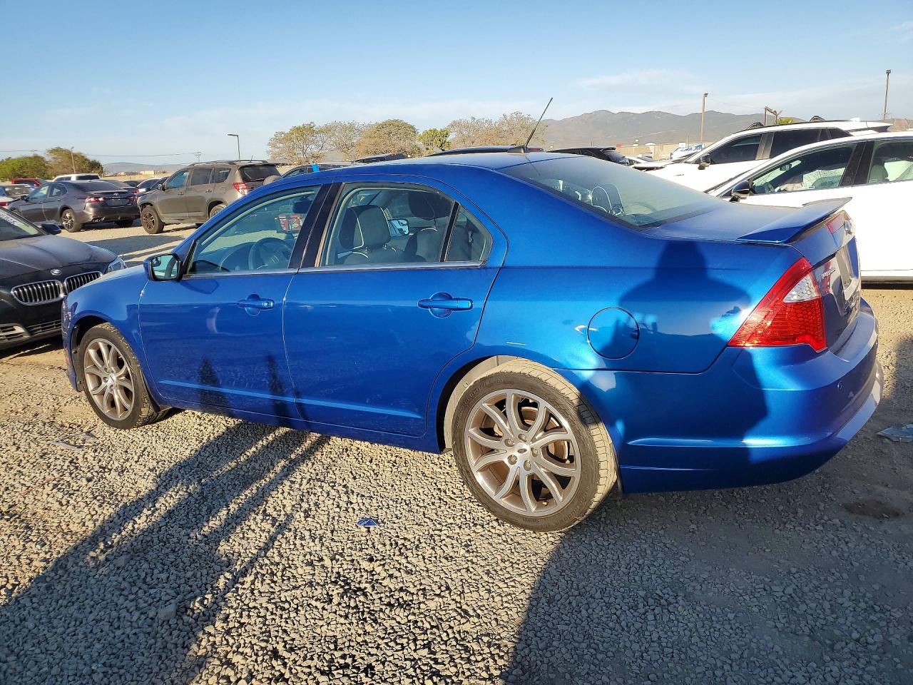 2012 FORD FUSION SE photo 2
