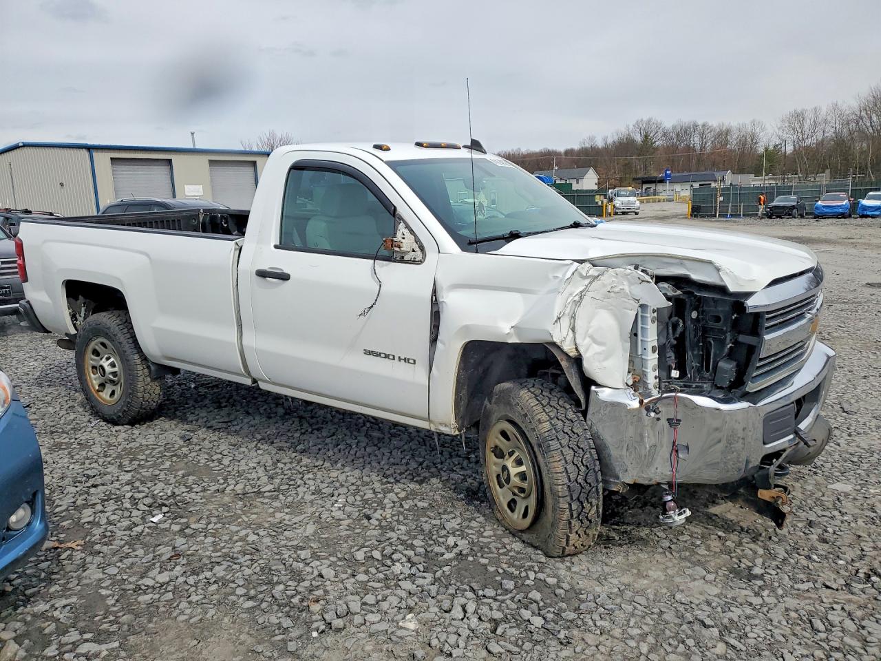 2017 CHEVROLET SILVERADO K3500 photo 4