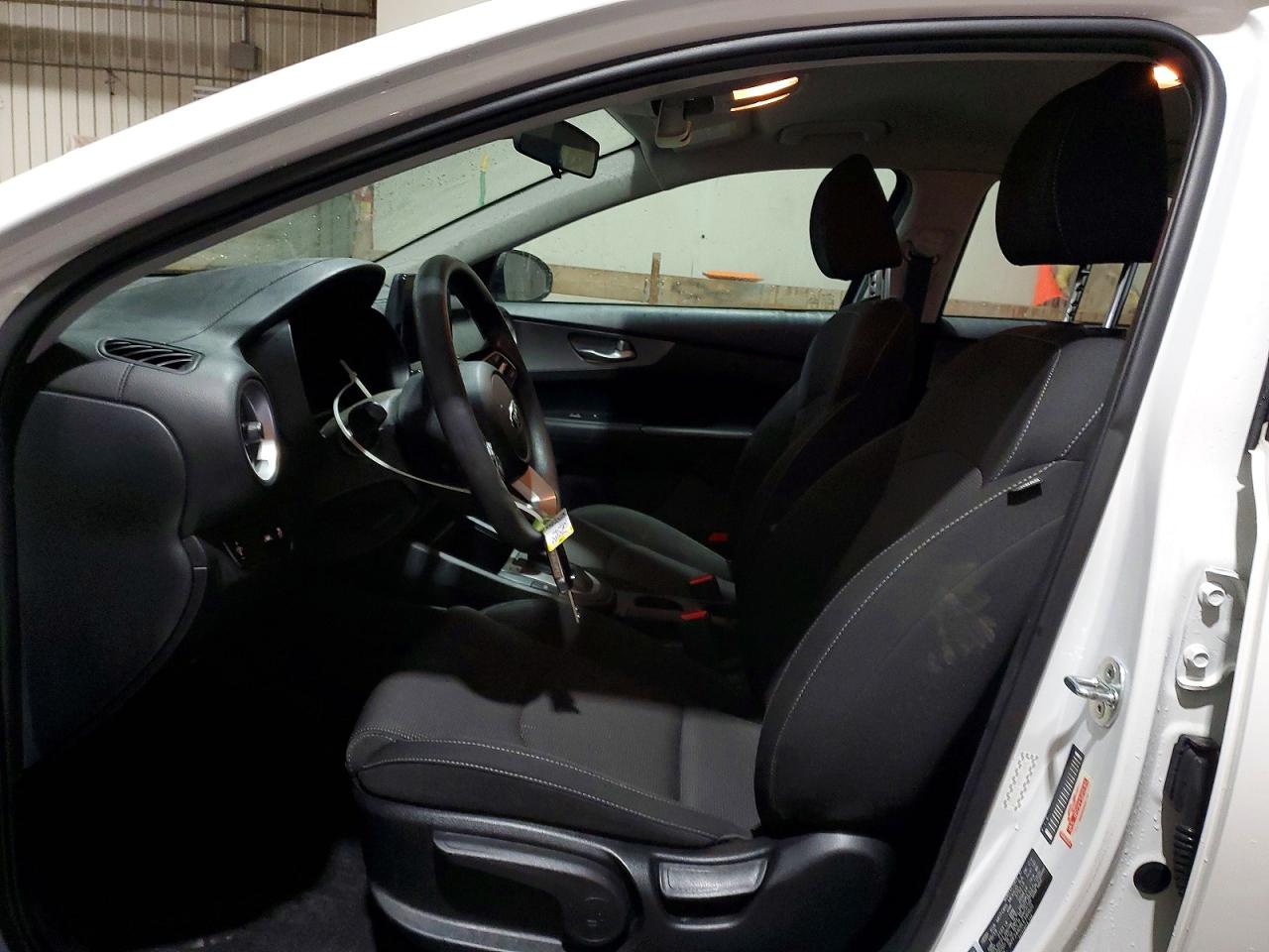 2020 KIA FORTE LXS photo 13