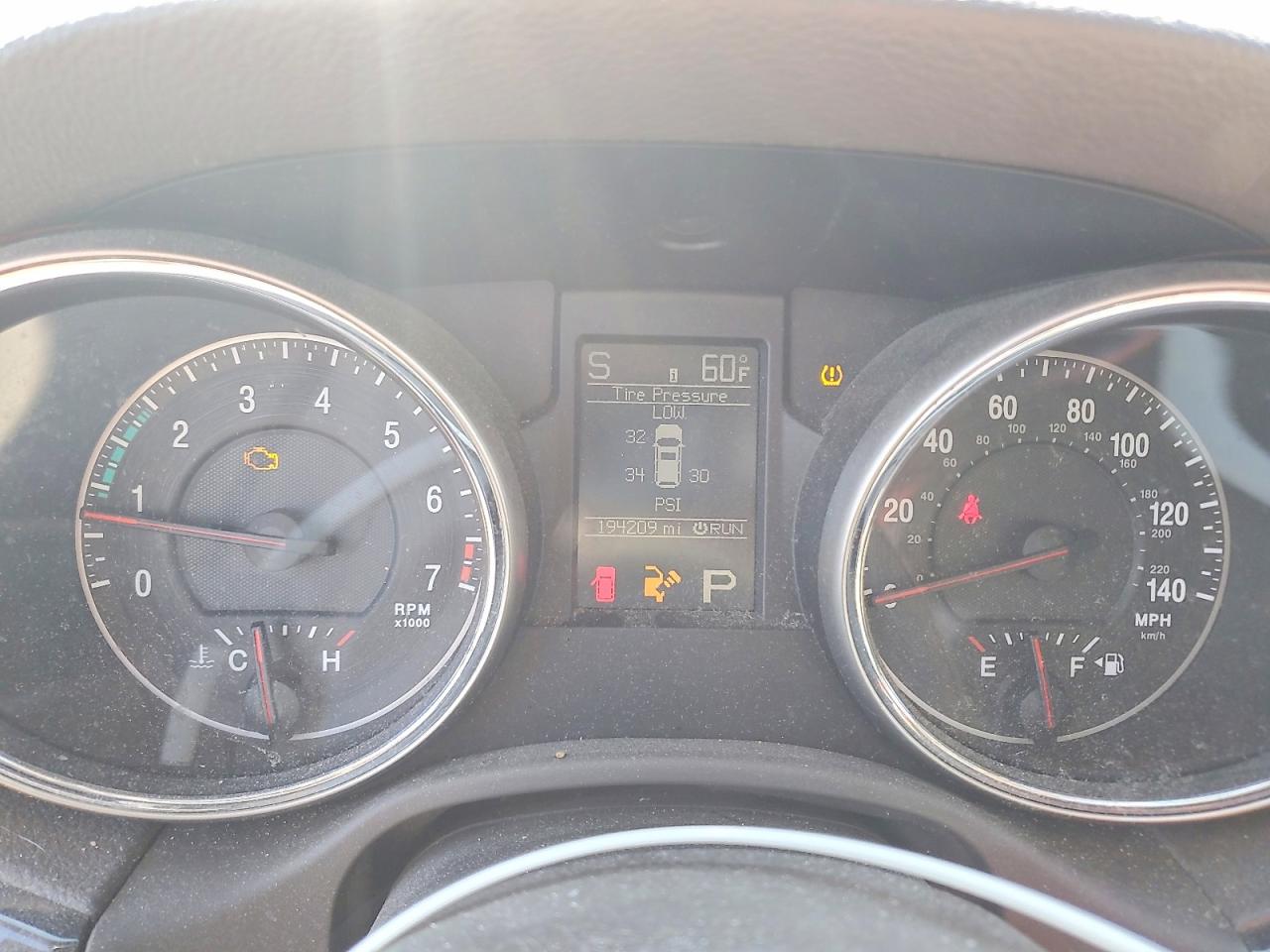 2011 JEEP GRAND CHEROKEE LAREDO photo 17