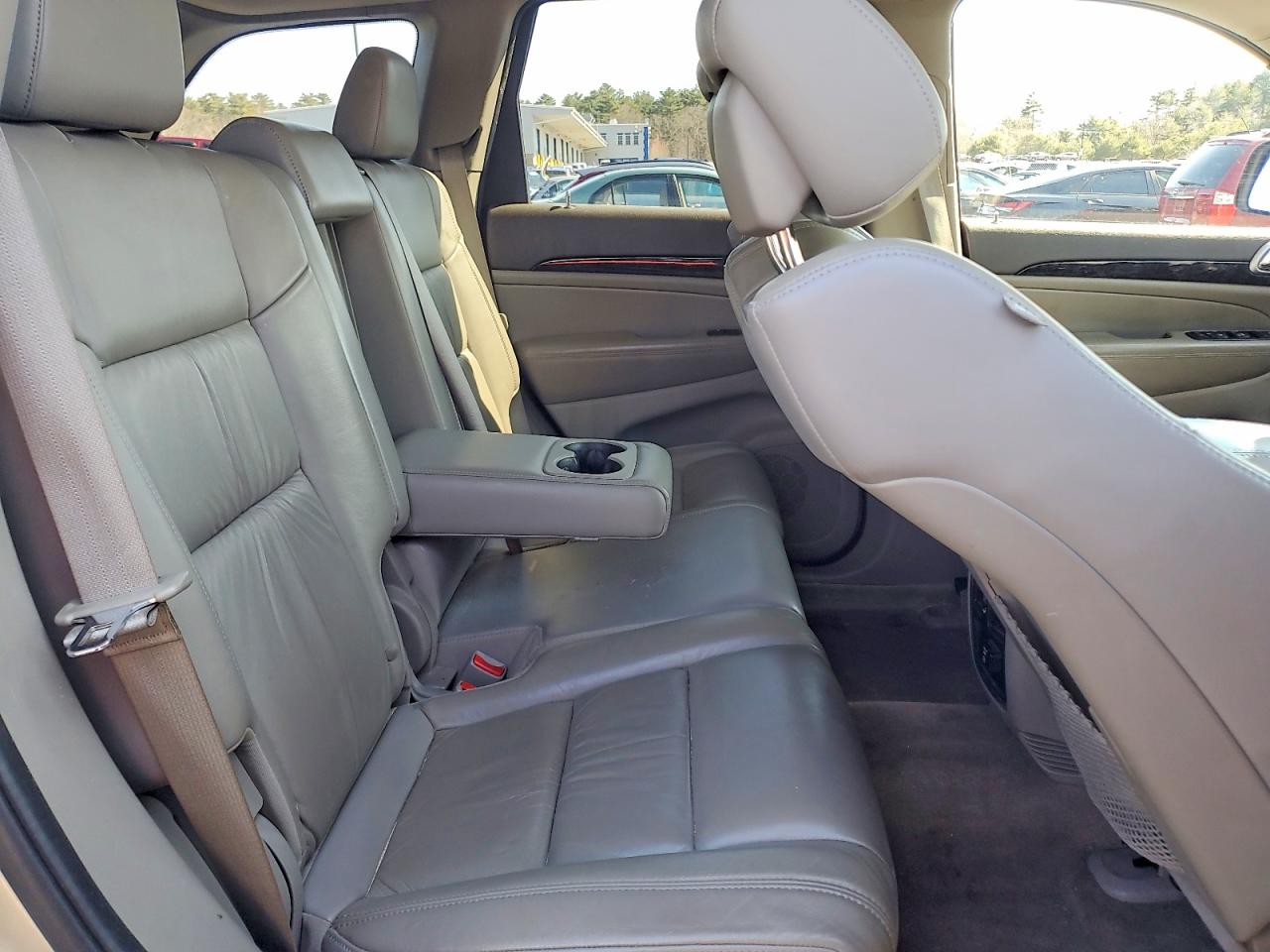 2011 JEEP GRAND CHEROKEE LAREDO photo 19