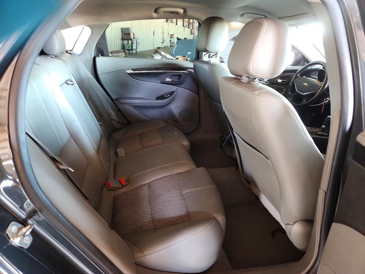 2015 CHEVROLET IMPALA LT photo 28