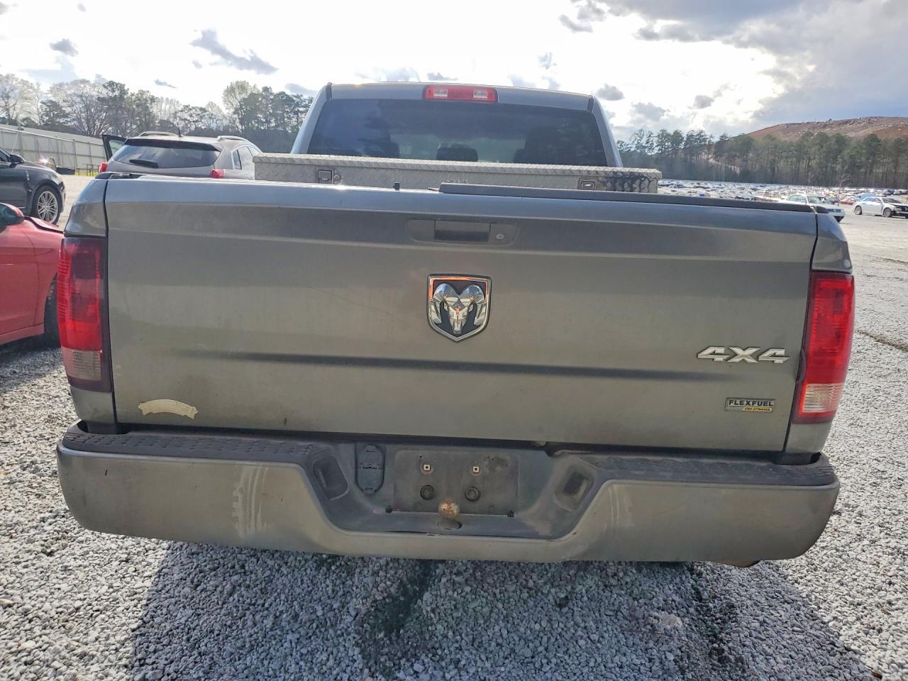 2011 DODGE RAM 1500 photo 6