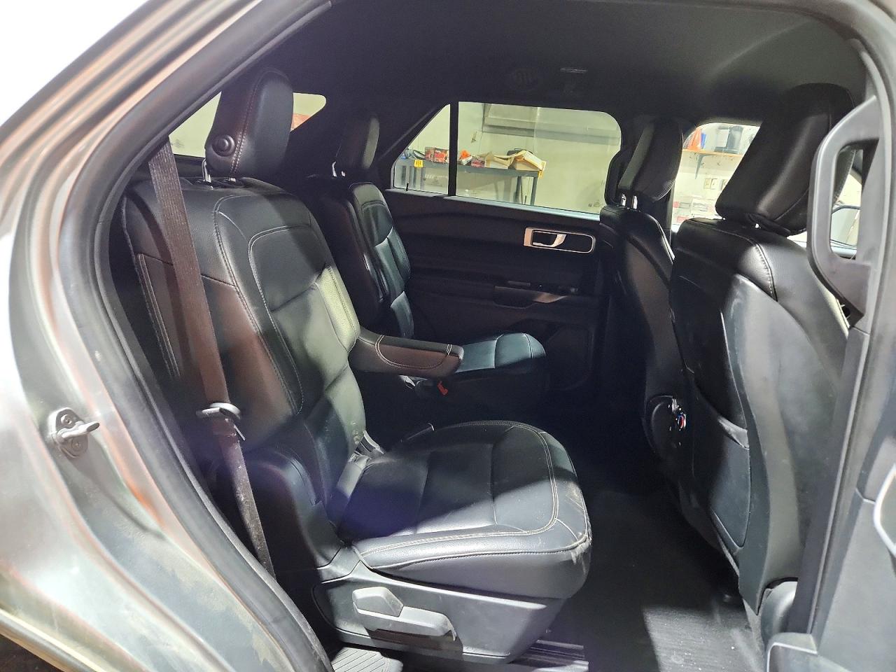 2020 FORD EXPLORER XLT photo 11