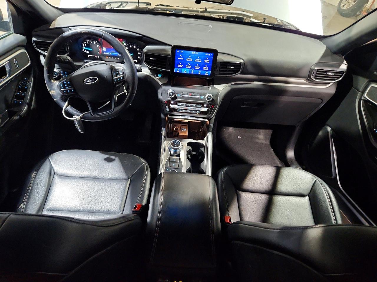 2020 FORD EXPLORER XLT photo 8