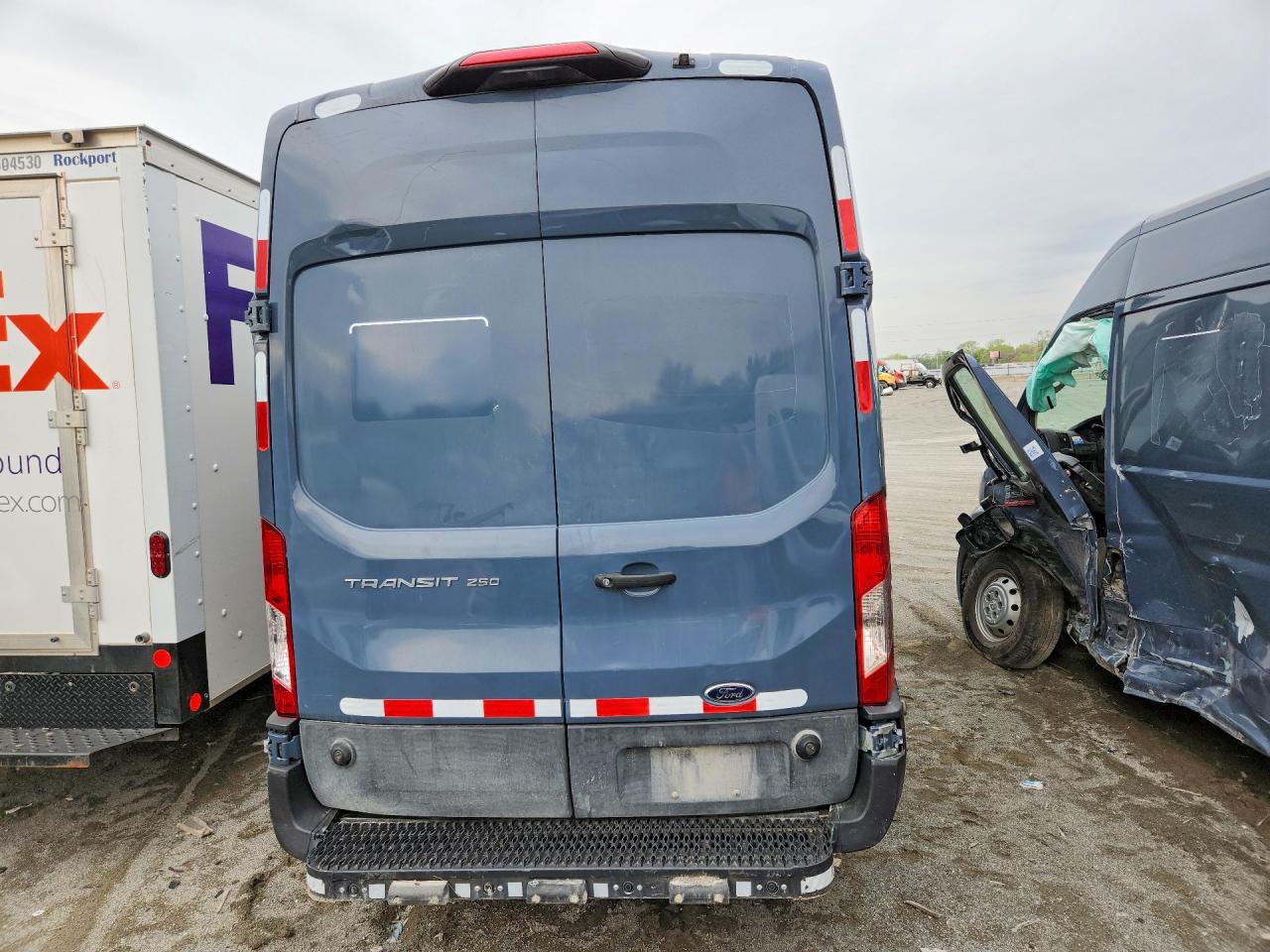 2020 FORD TRANSIT 250 EL HIGH ROOF DELIVERY VAN photo 11