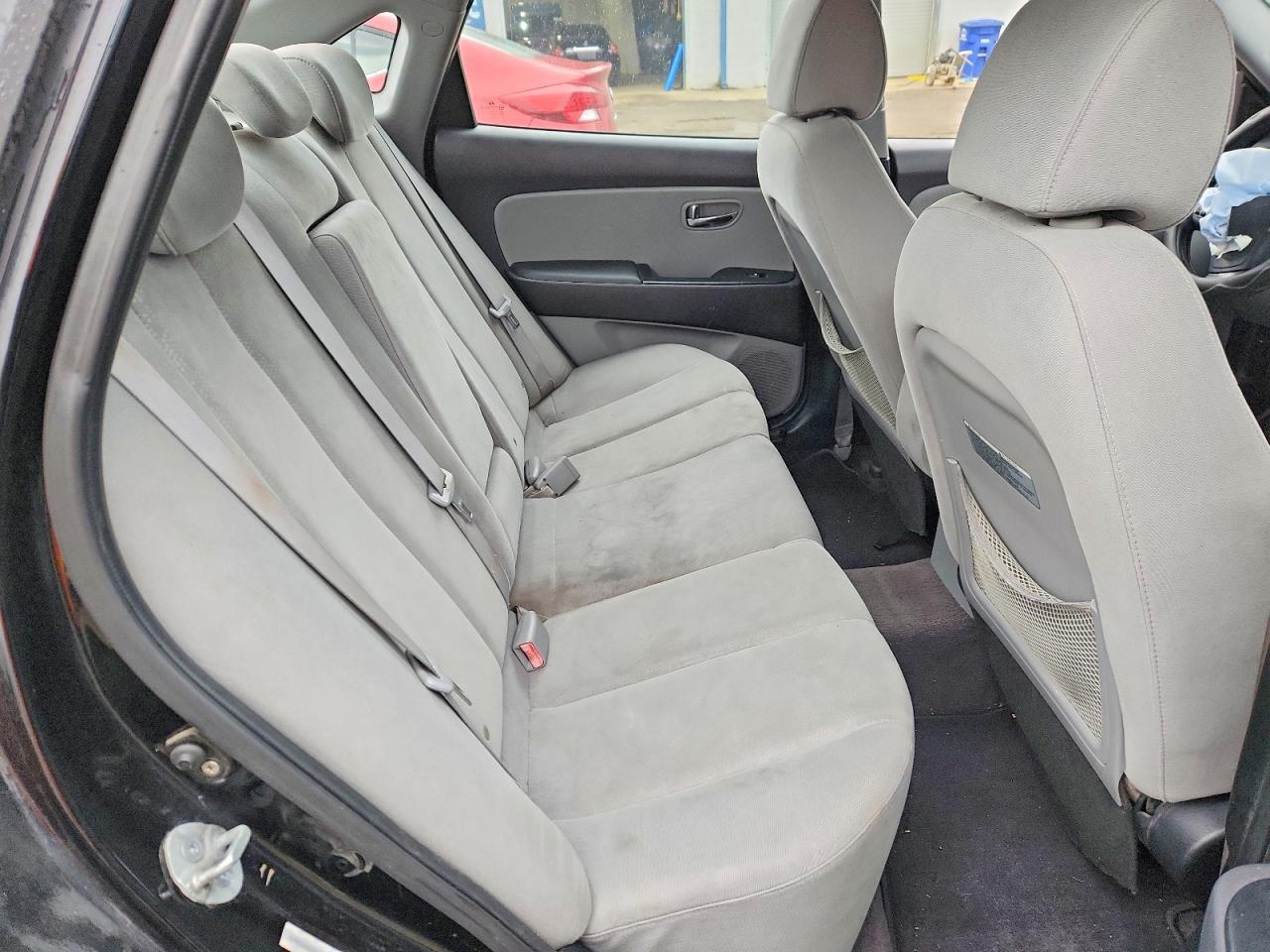 2010 HYUNDAI ELANTRA SE photo 19