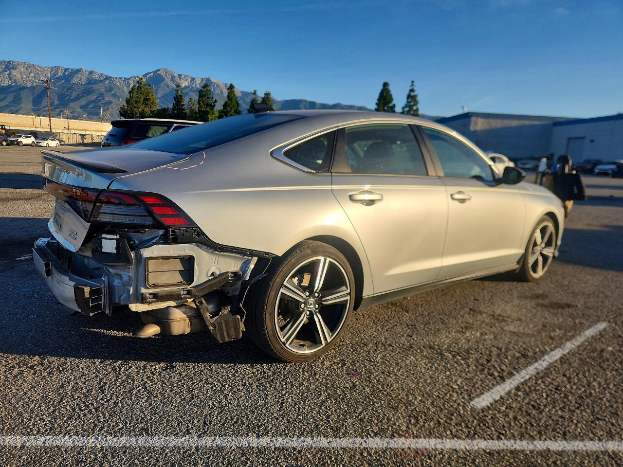 2024 HONDA ACCORD HYBRID SPORT photo 5
