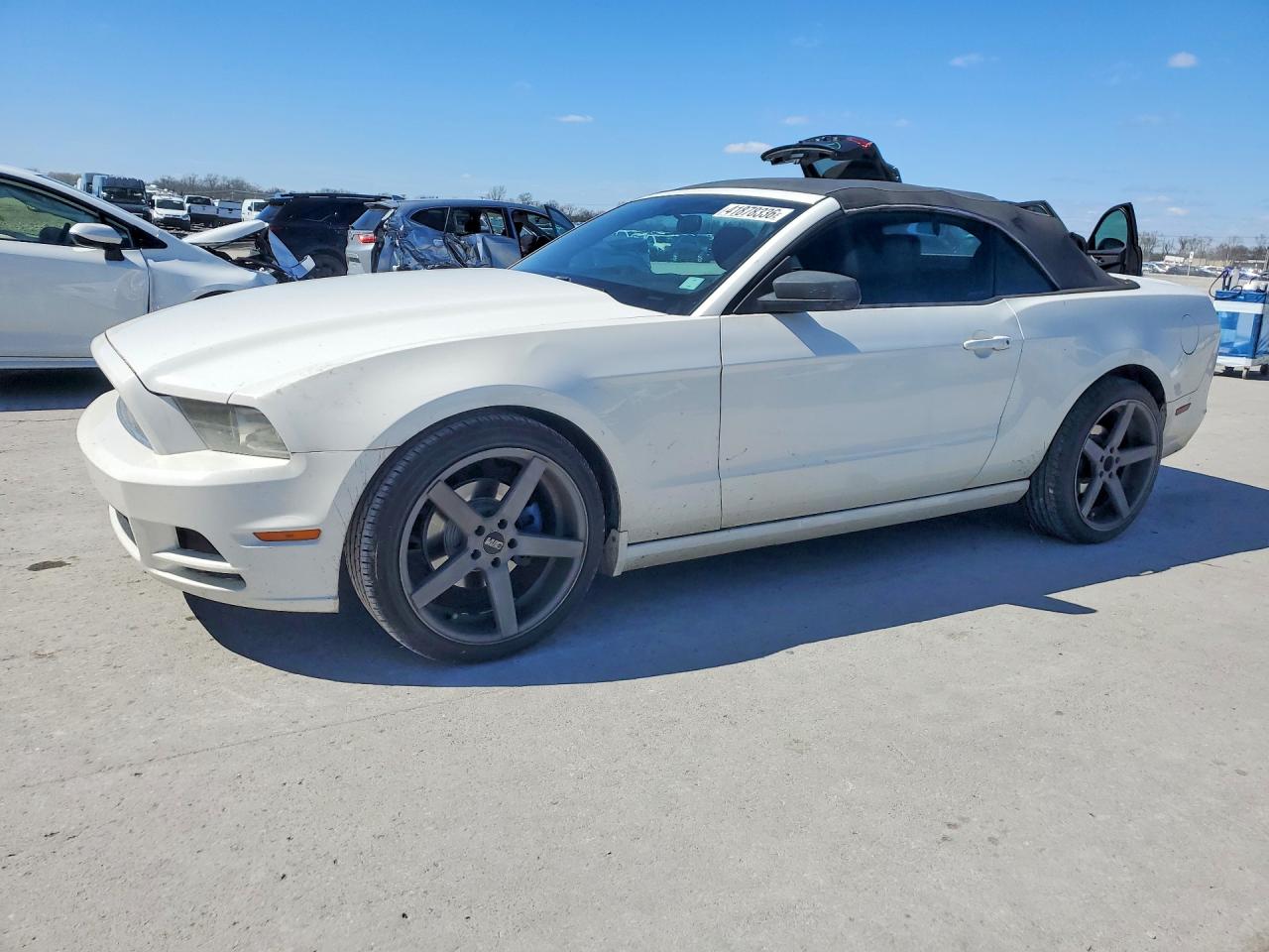 2013 FORD MUSTANG