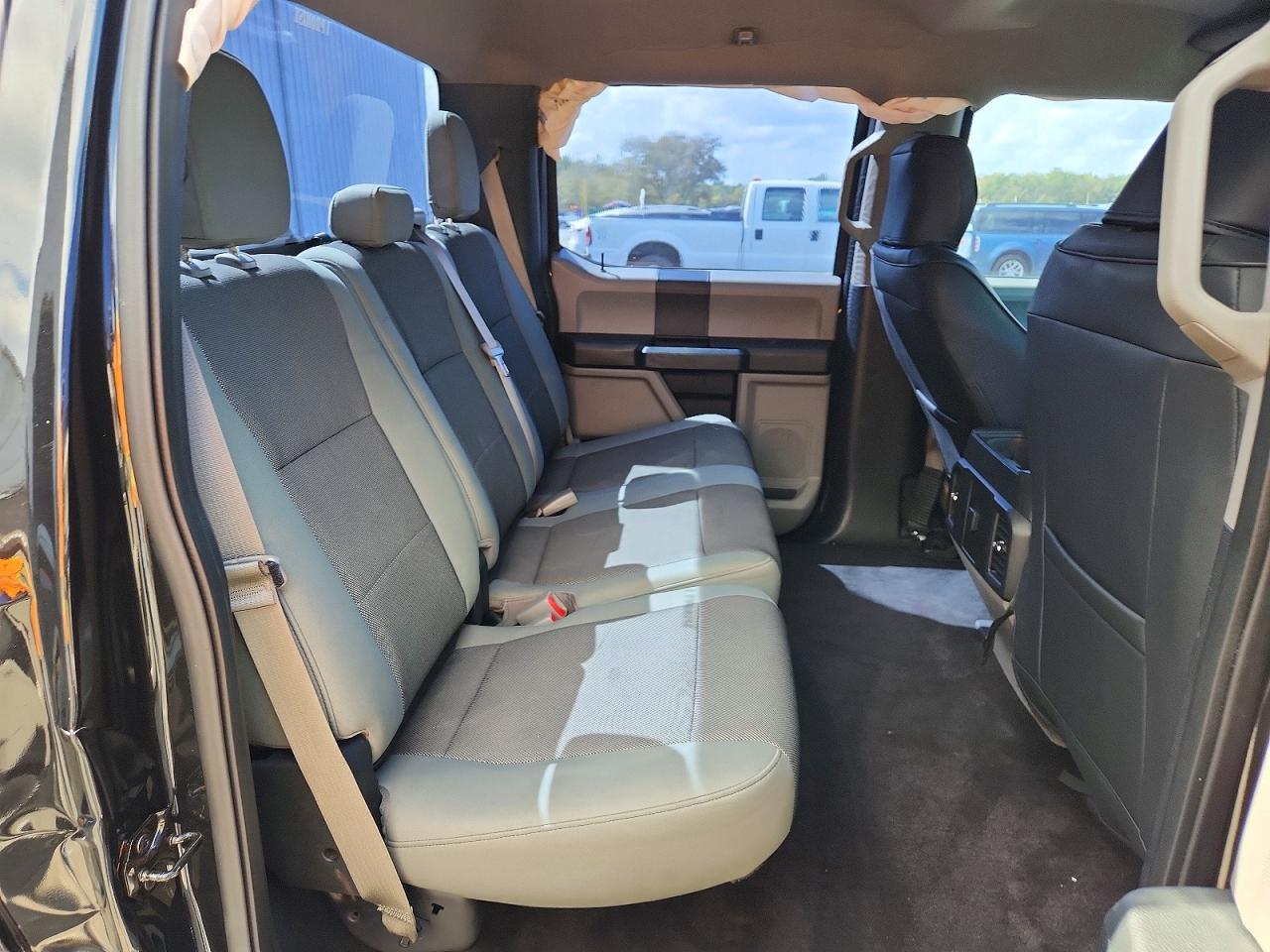 2015 FORD F150 SUPERCREW photo 19