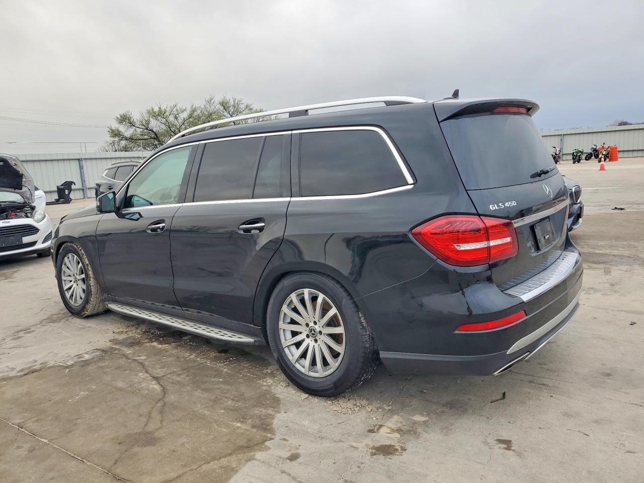 2019 MERCEDES-BENZ GLS 450 4MATIC photo 3