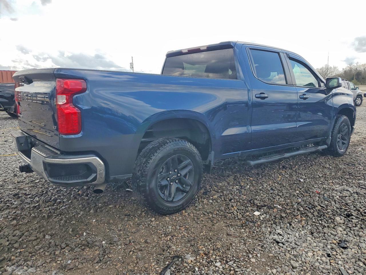 2023 CHEVROLET SILVERADO C1500 LT photo 7