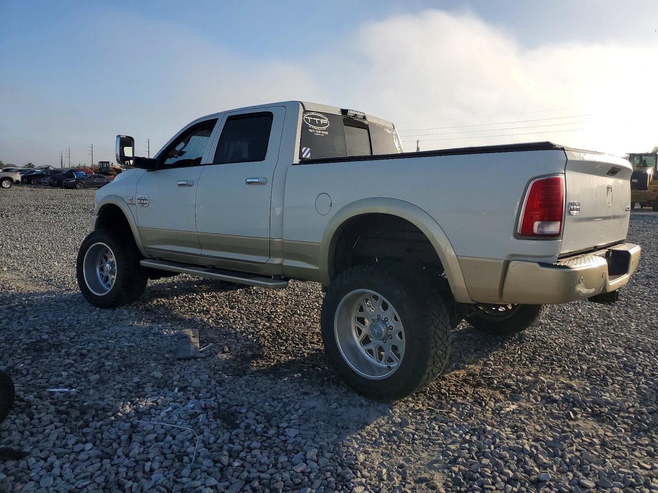 2016 RAM 2500 LONGHORN photo 3