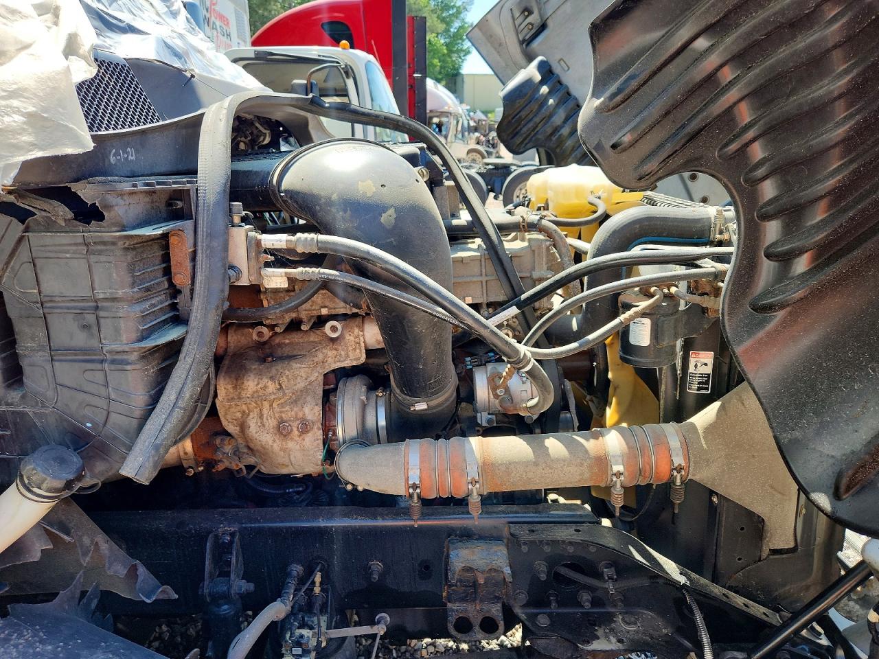 2016 FREIGHTLINER CASCADIA 125 SEMI TRUCK photo 19