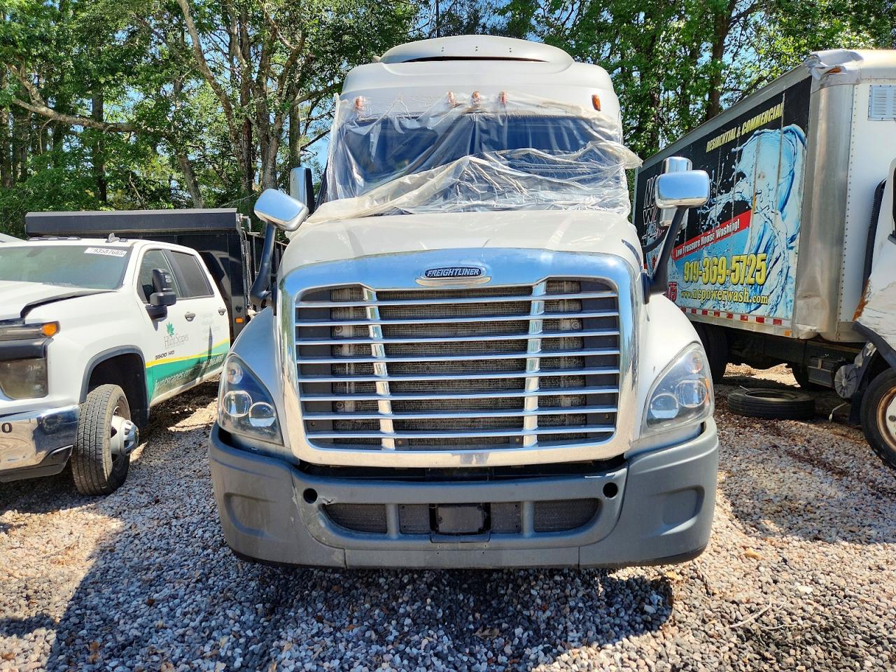 2016 FREIGHTLINER CASCADIA 125 SEMI TRUCK photo 4