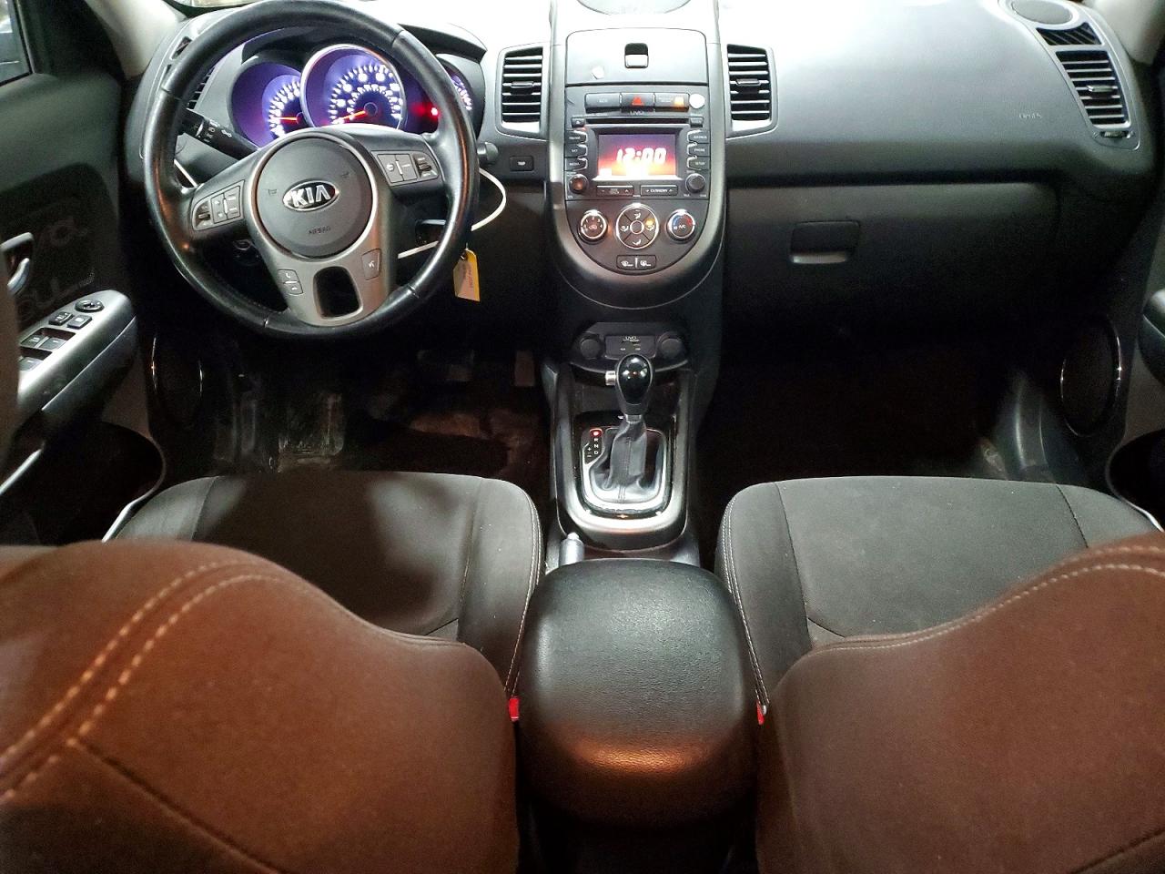2013 KIA SOUL + photo 22