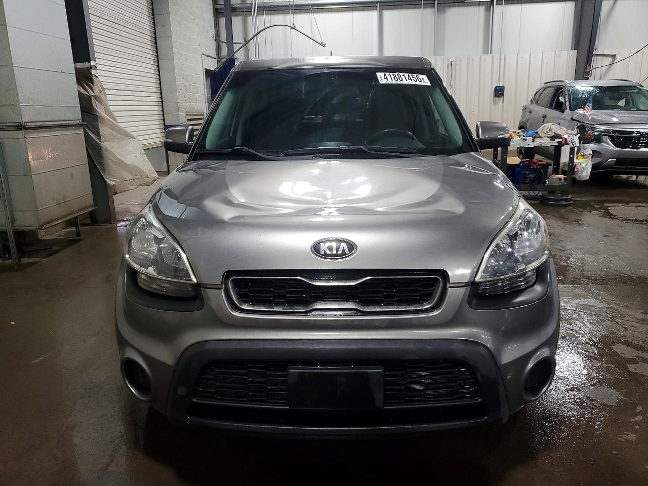 2013 KIA SOUL + photo 13