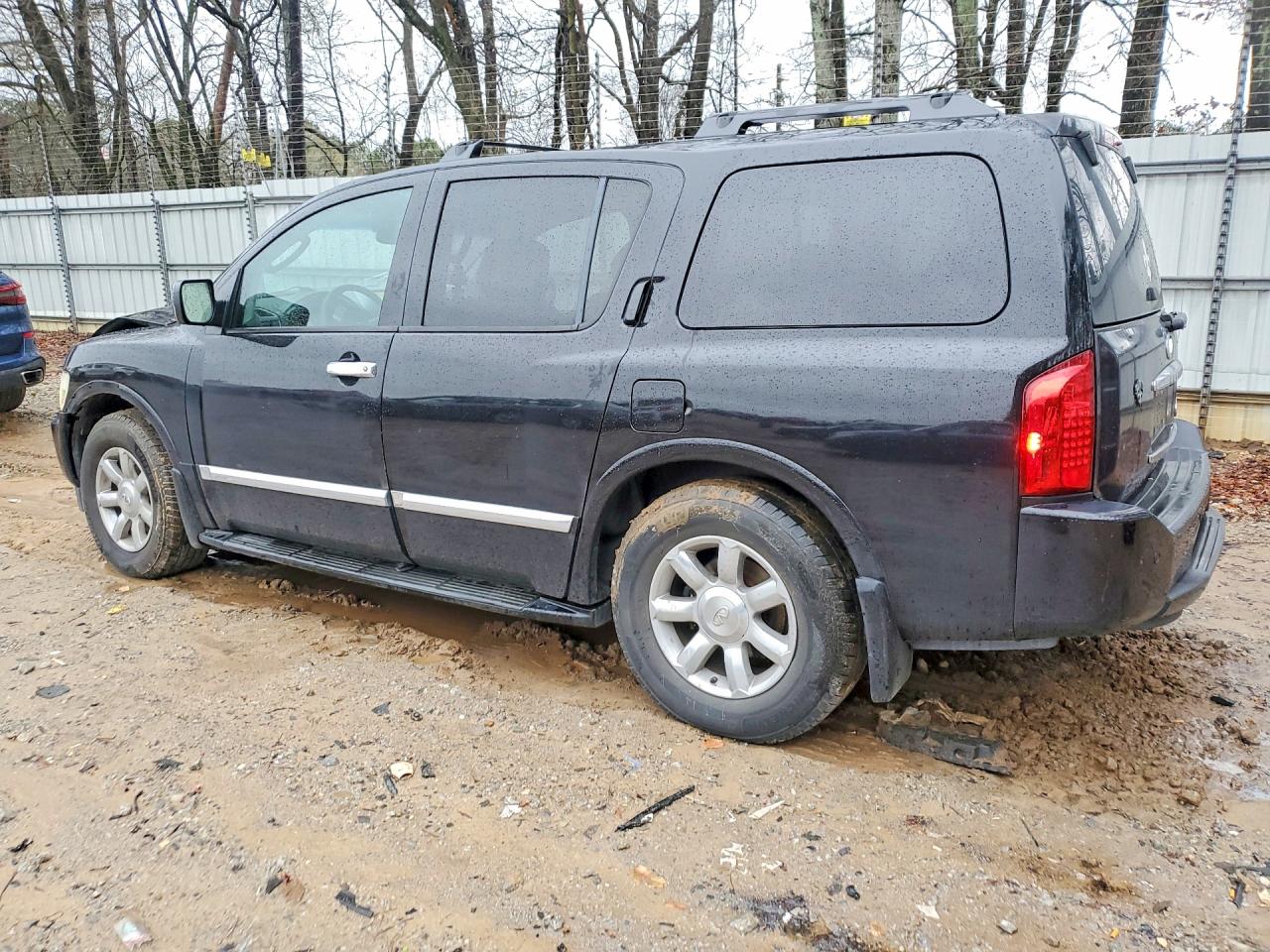 2007 INFINITI QX56 BASE photo 2