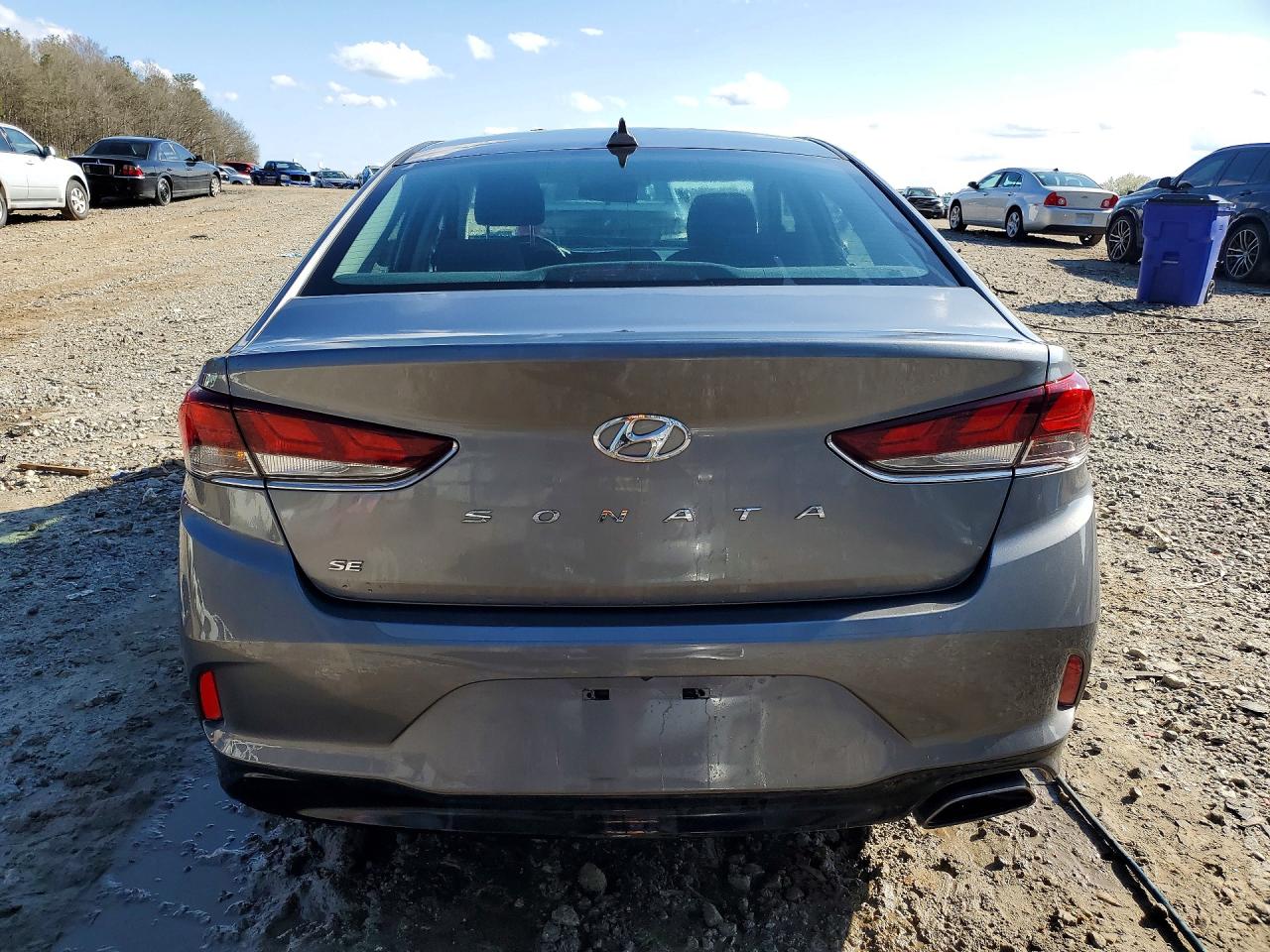 2018 HYUNDAI SONATA SE photo 11