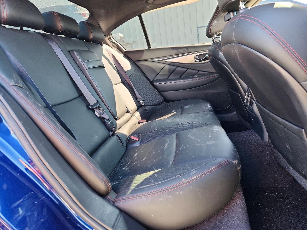 2018 INFINITI Q50 RED SPORT 400 photo 19