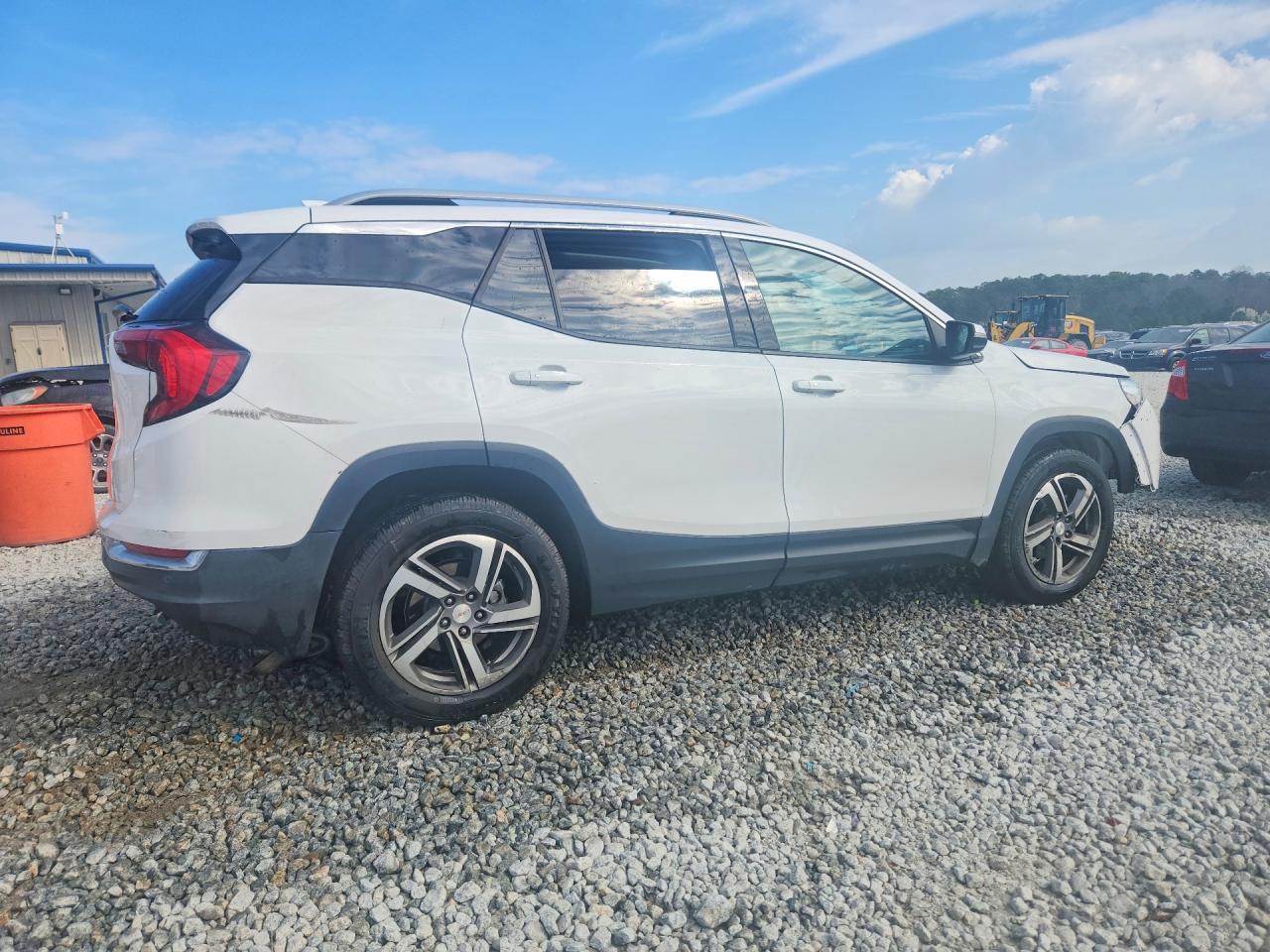2020 GMC TERRAIN SLT photo 5
