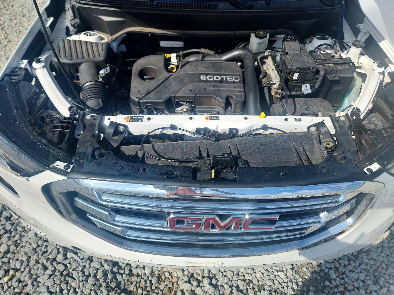 2020 GMC TERRAIN SLT photo 23