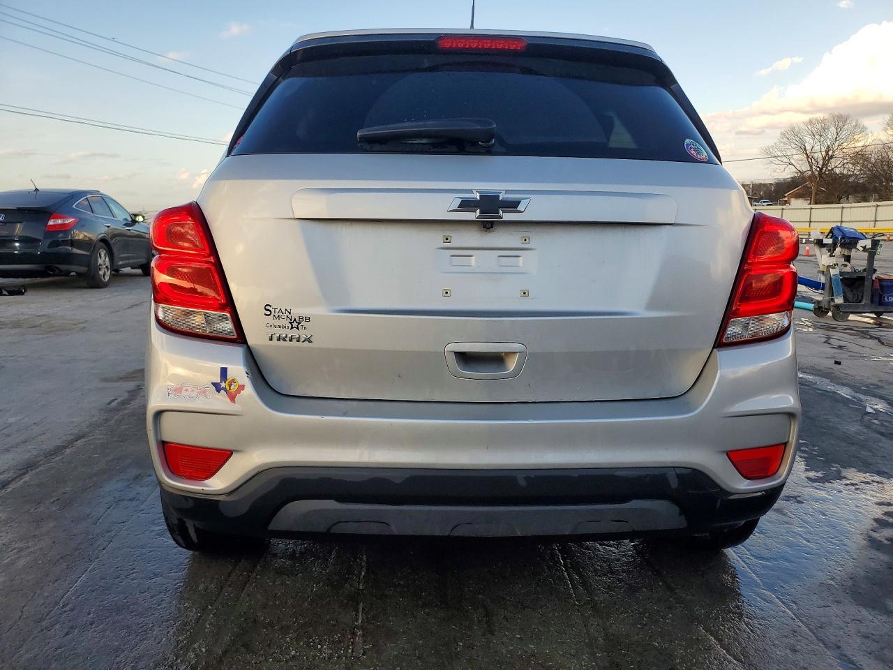 2021 CHEVROLET TRAX 1LT photo 16