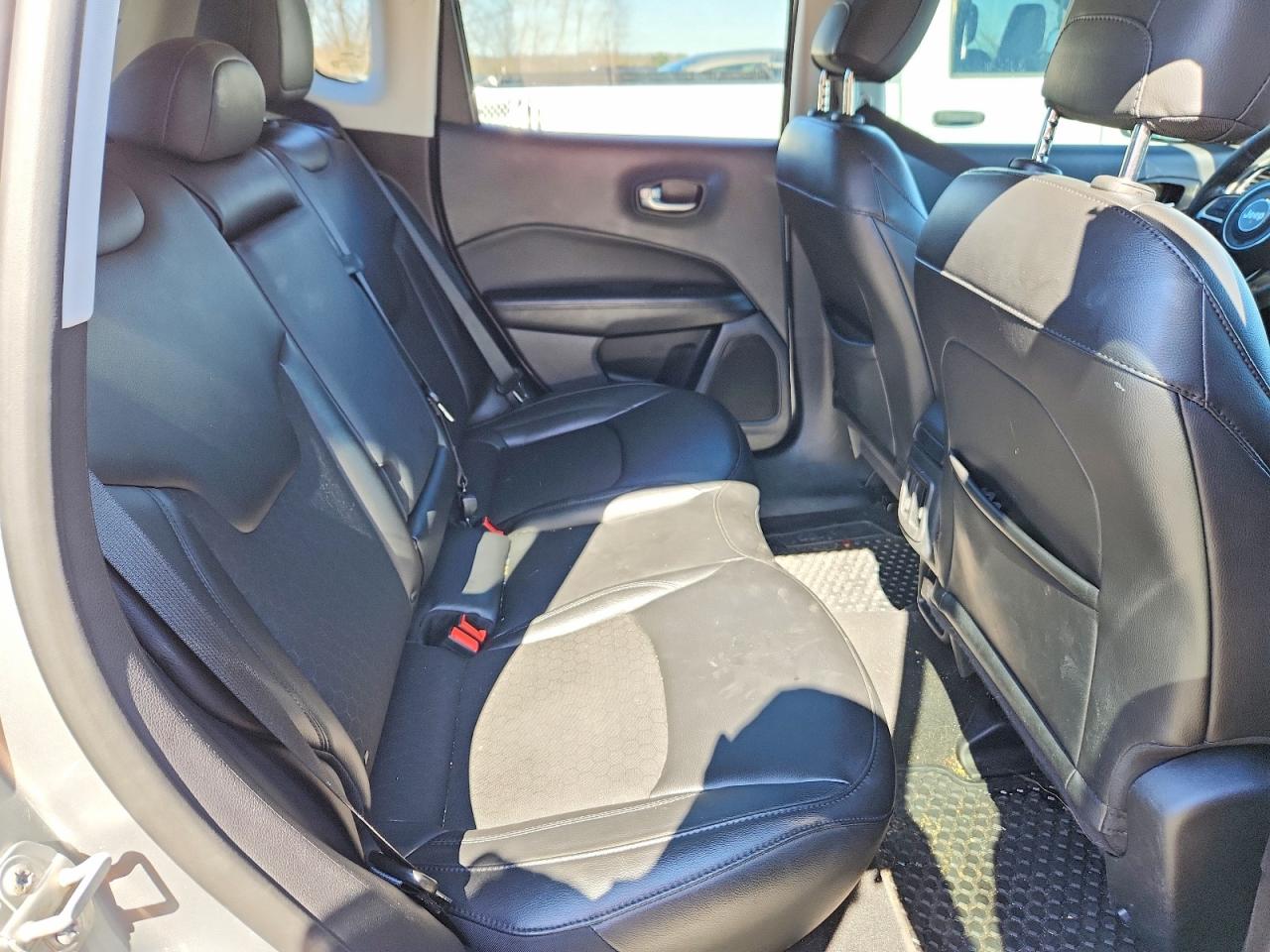 2021 JEEP COMPASS LATITUDE photo 21
