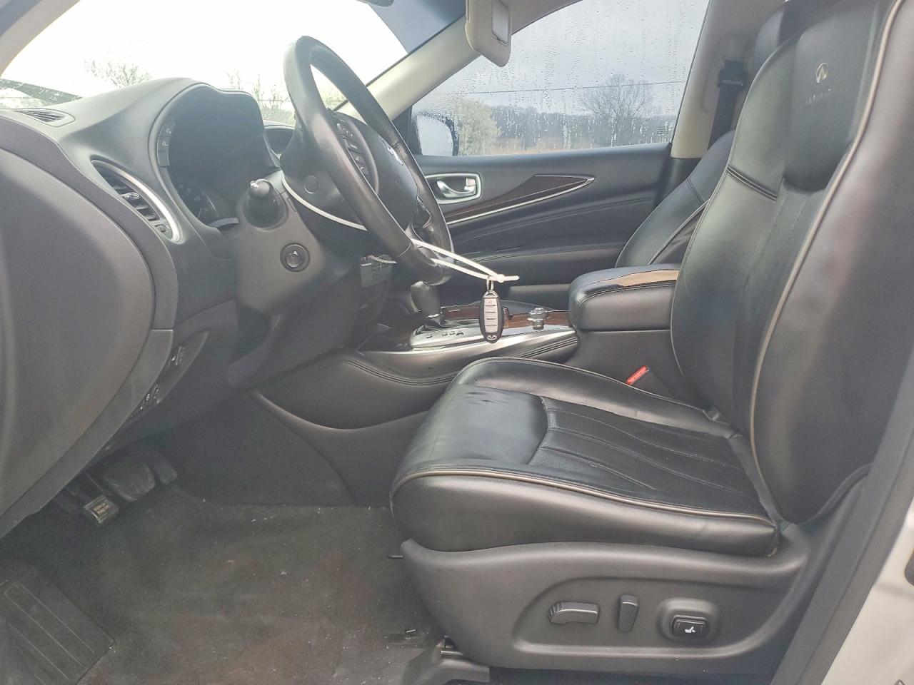 2014 INFINITI QX60 BASE photo 7