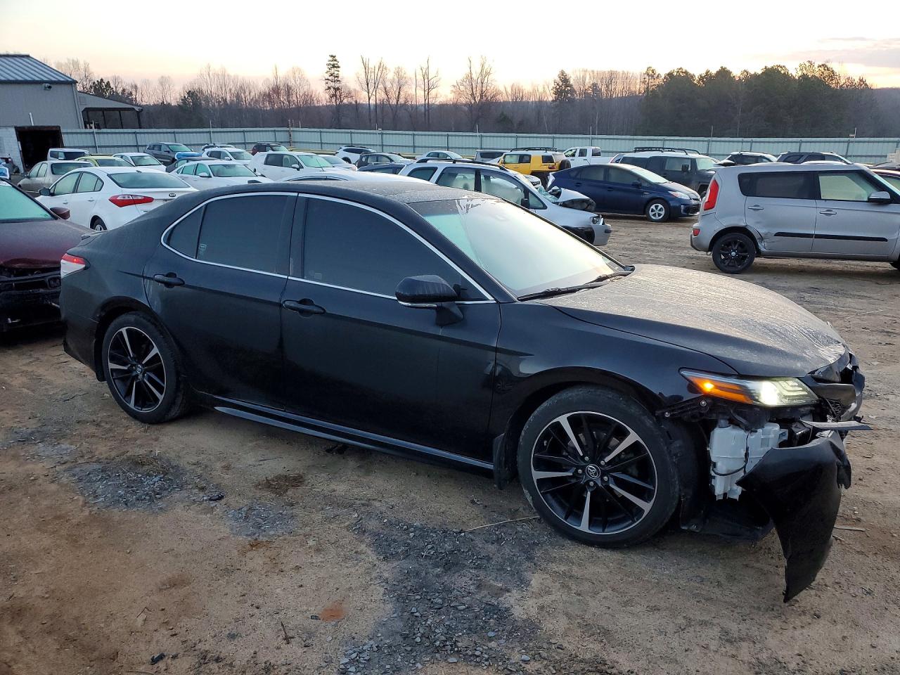 2018 TOYOTA CAMRY XSE V6 photo 7