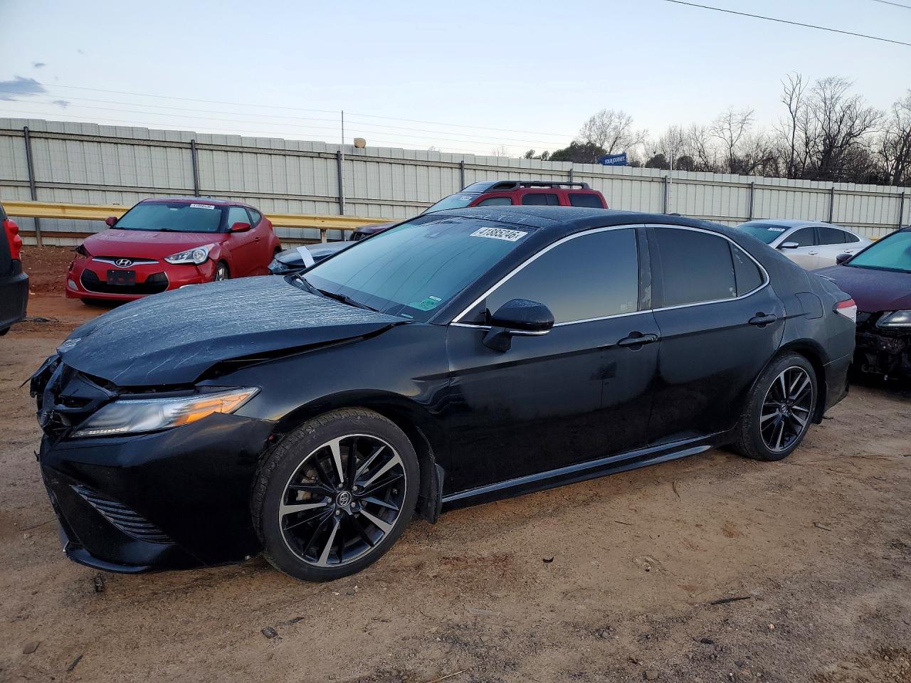2018 TOYOTA CAMRY