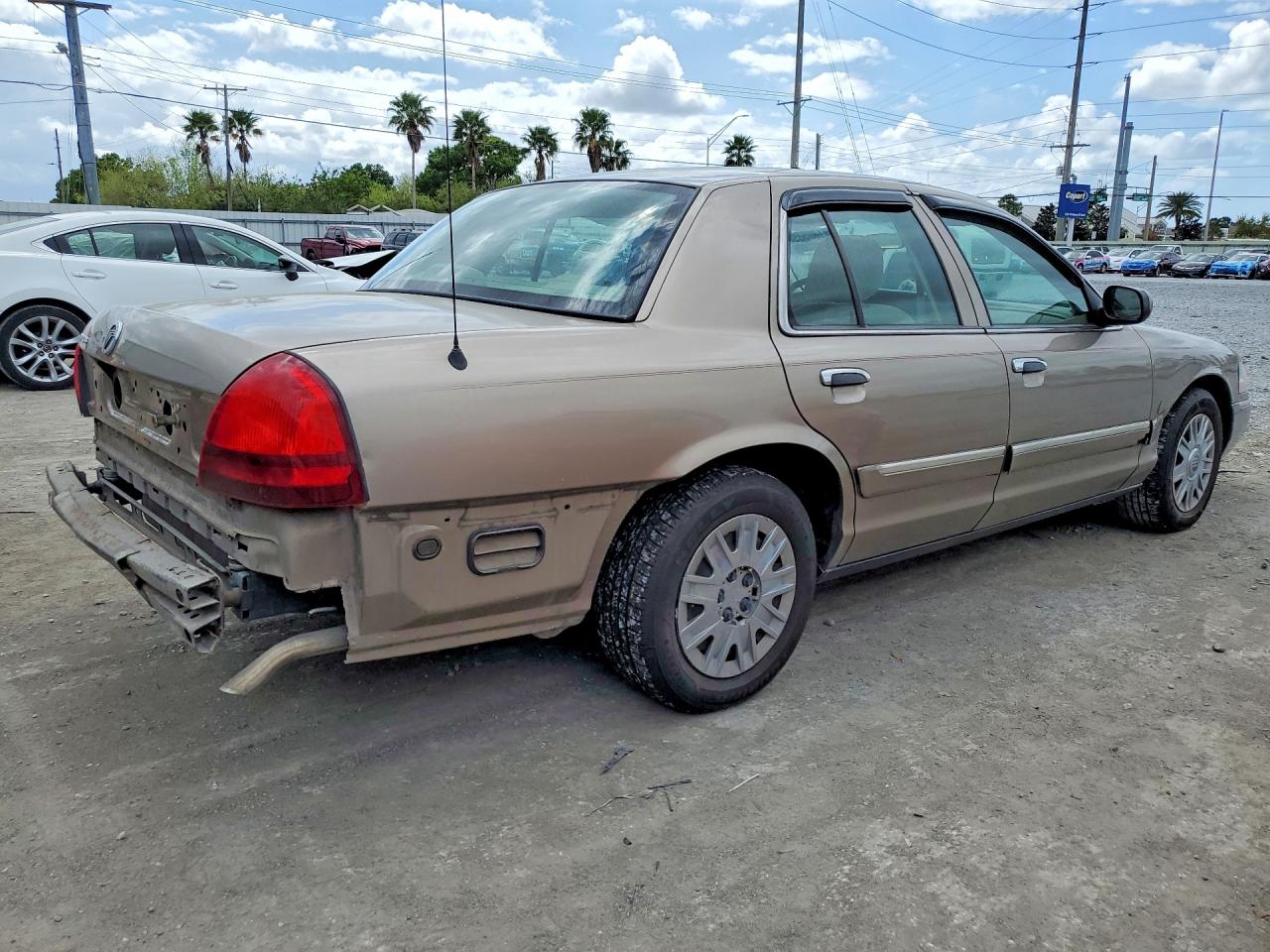 2005 MERCURY GRAND MARQUIS GS photo 3