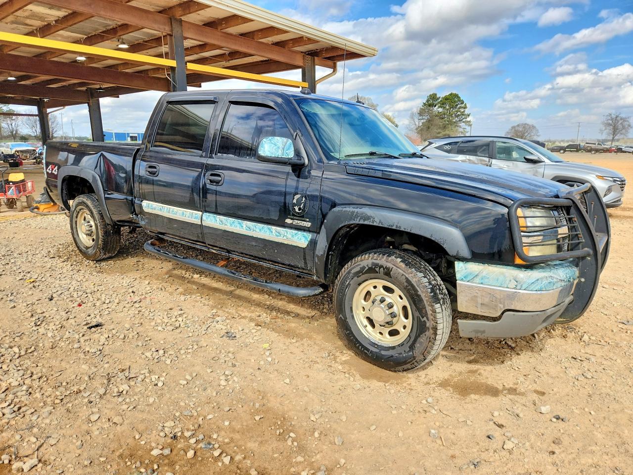 2004 CHEVROLET SILVERADO K2500 photo 7