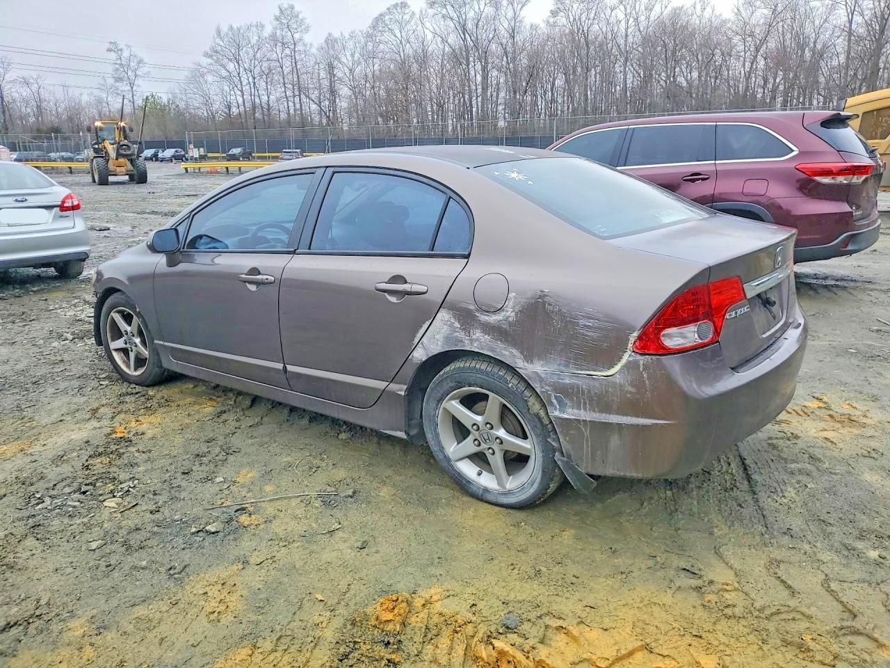 2010 HONDA CIVIC LX photo 2