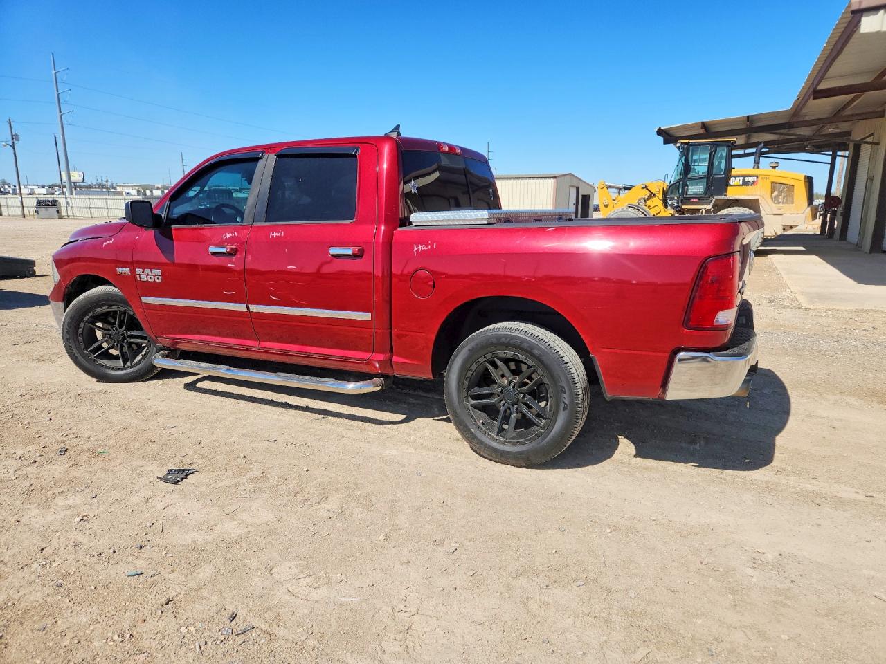 2014 RAM 1500 photo 2