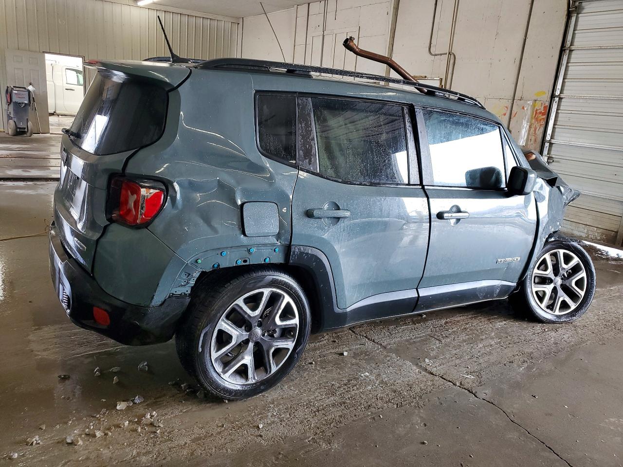 2017 JEEP RENEGADE LATITUDE photo 7
