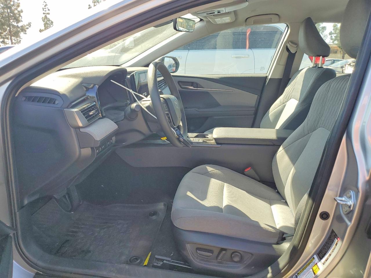 2026 TOYOTA CAMRY LE photo 13