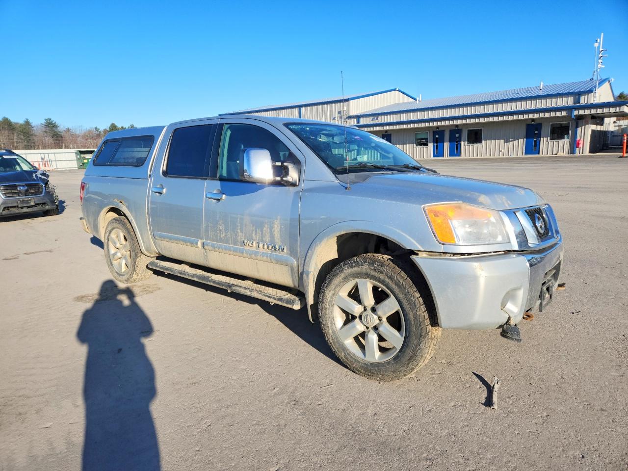 2011 NISSAN TITAN SV photo 10