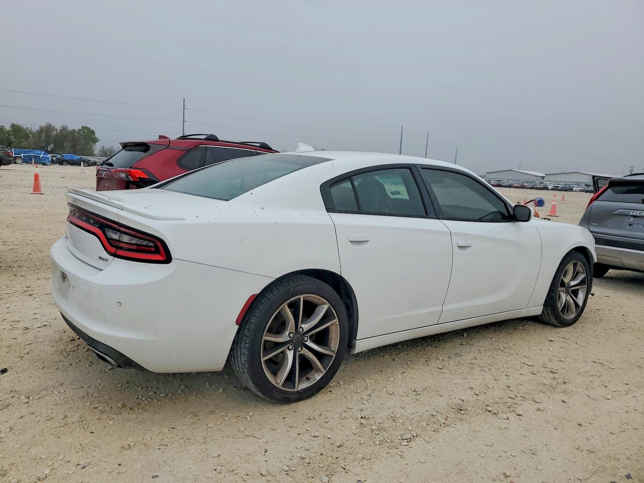 2015 DODGE CHARGER SXT photo 9