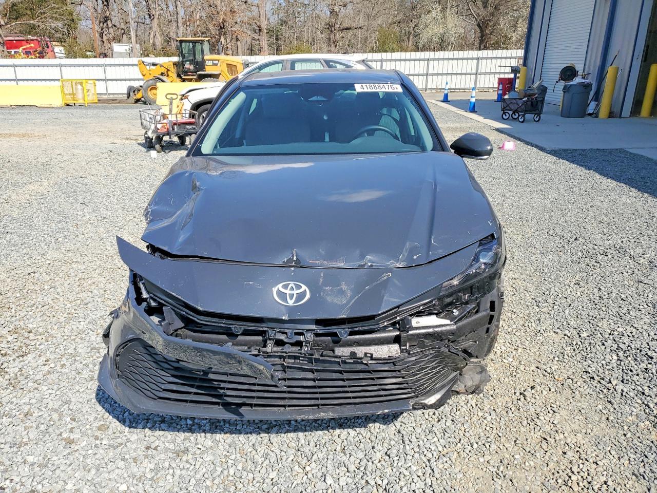 2026 TOYOTA CAMRY LE photo 5