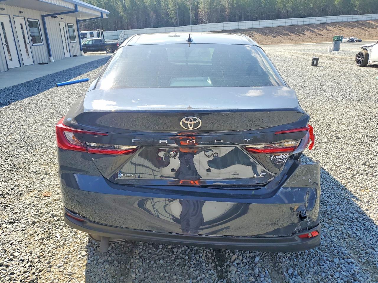 2026 TOYOTA CAMRY LE photo 6