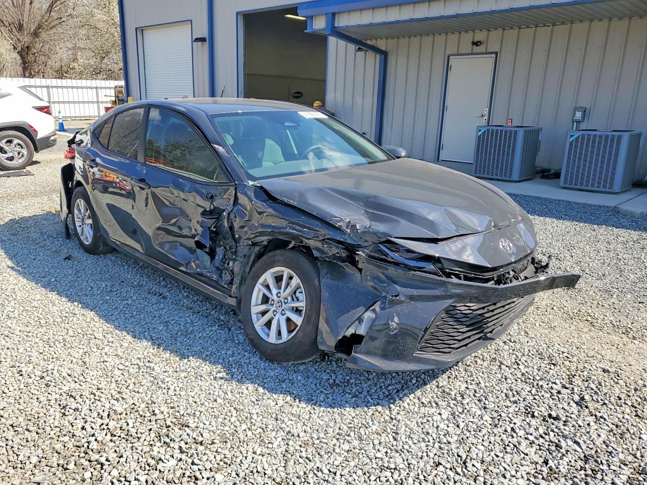 2026 TOYOTA CAMRY LE photo 4