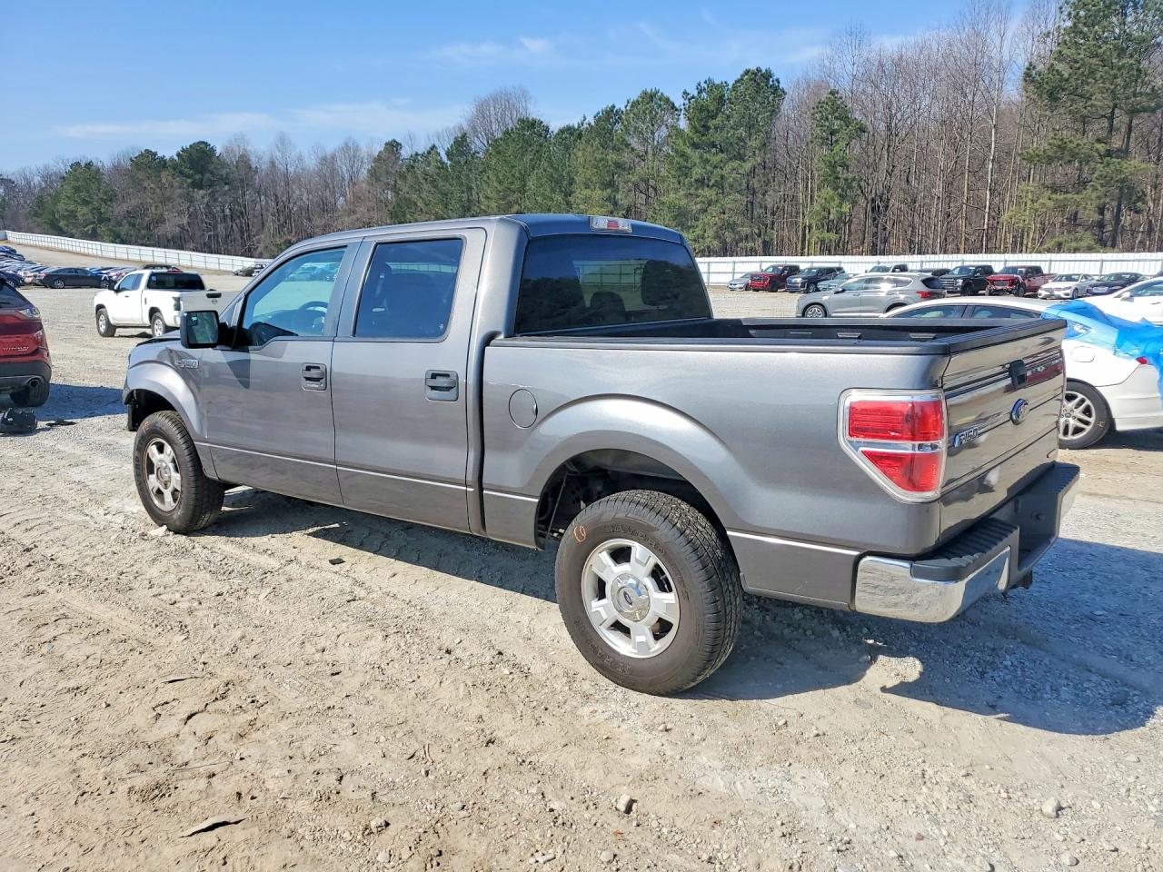2013 FORD F150 SUPERCREW photo 2