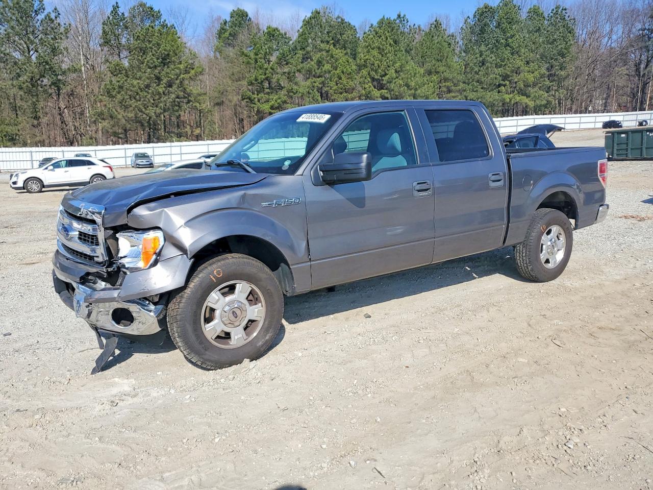 2013 FORD F150